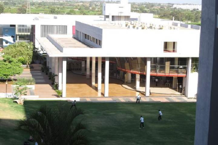 https://cache.careers360.mobi/media/colleges/social-media/media-gallery/27412/2020/1/29/Gymnasium of METs Institute of Management Nashik_Gymnasium.png